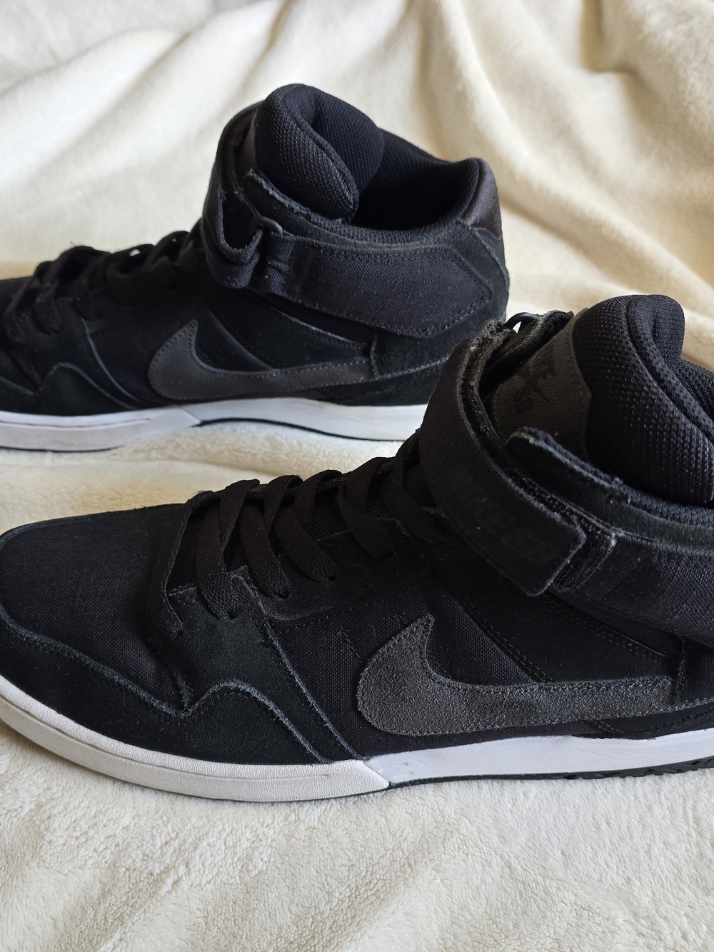 Nike Black High-Top Sneakers with White Midsole